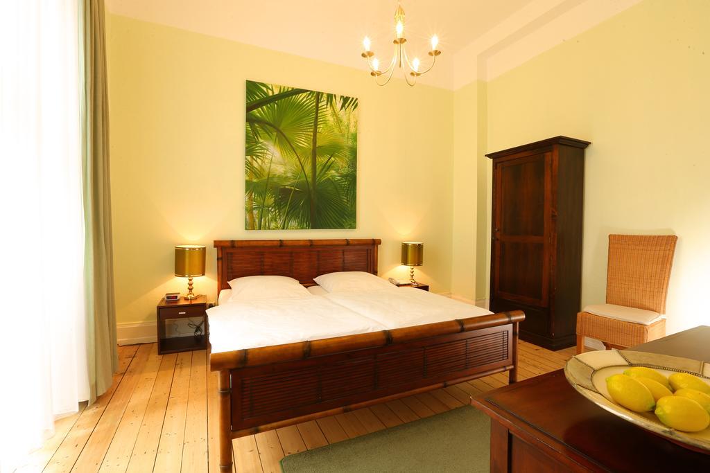 Hotel Amsterdam Hamburgo Quarto foto