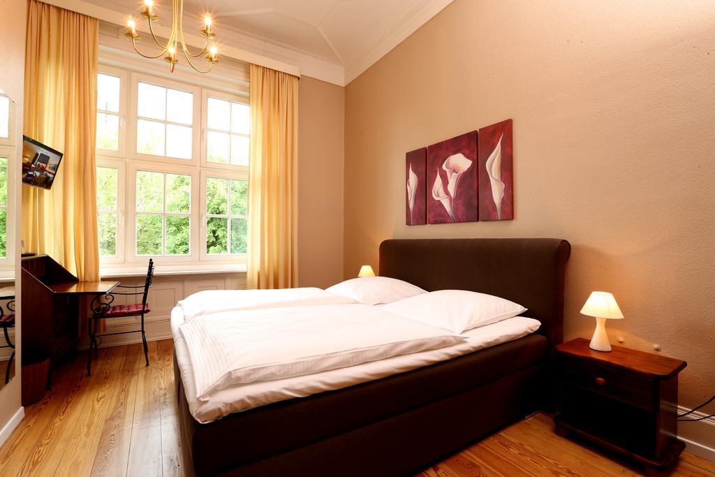 Hotel Amsterdam Hamburgo Quarto foto